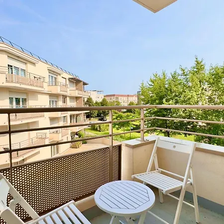 Logement Lumineux 10Min Disney Montevrain Exterior photo